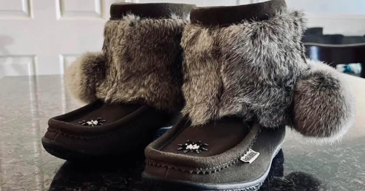 SoftMoc Winter Moccasin Boots, Size 9 - photo 2