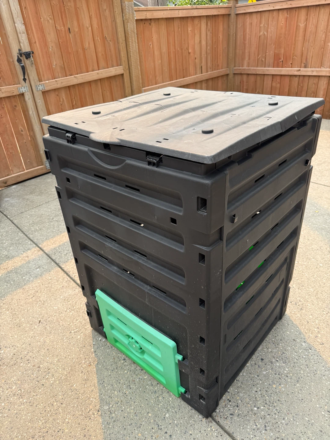 Composter bin