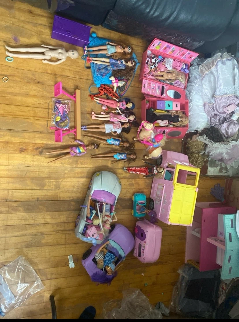 Barbie lot