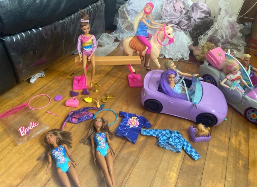 Barbie lot - photo 3