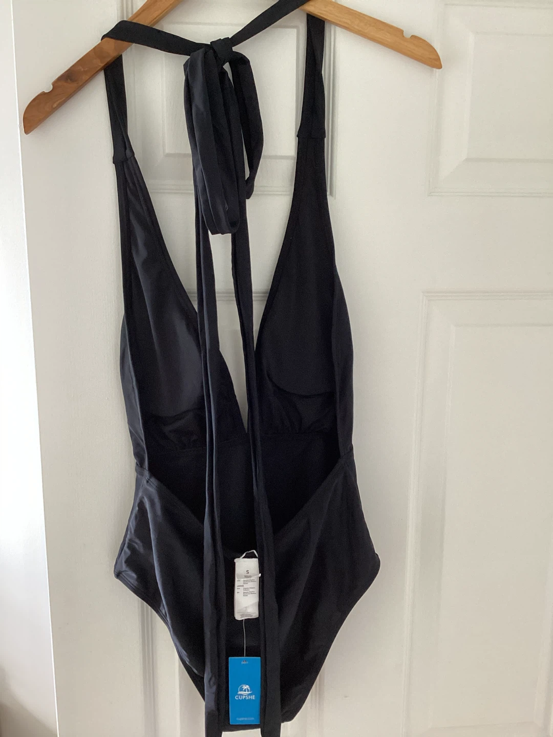 New S elegant Black Halter Neck One-Piece Swimsuit - photo 2