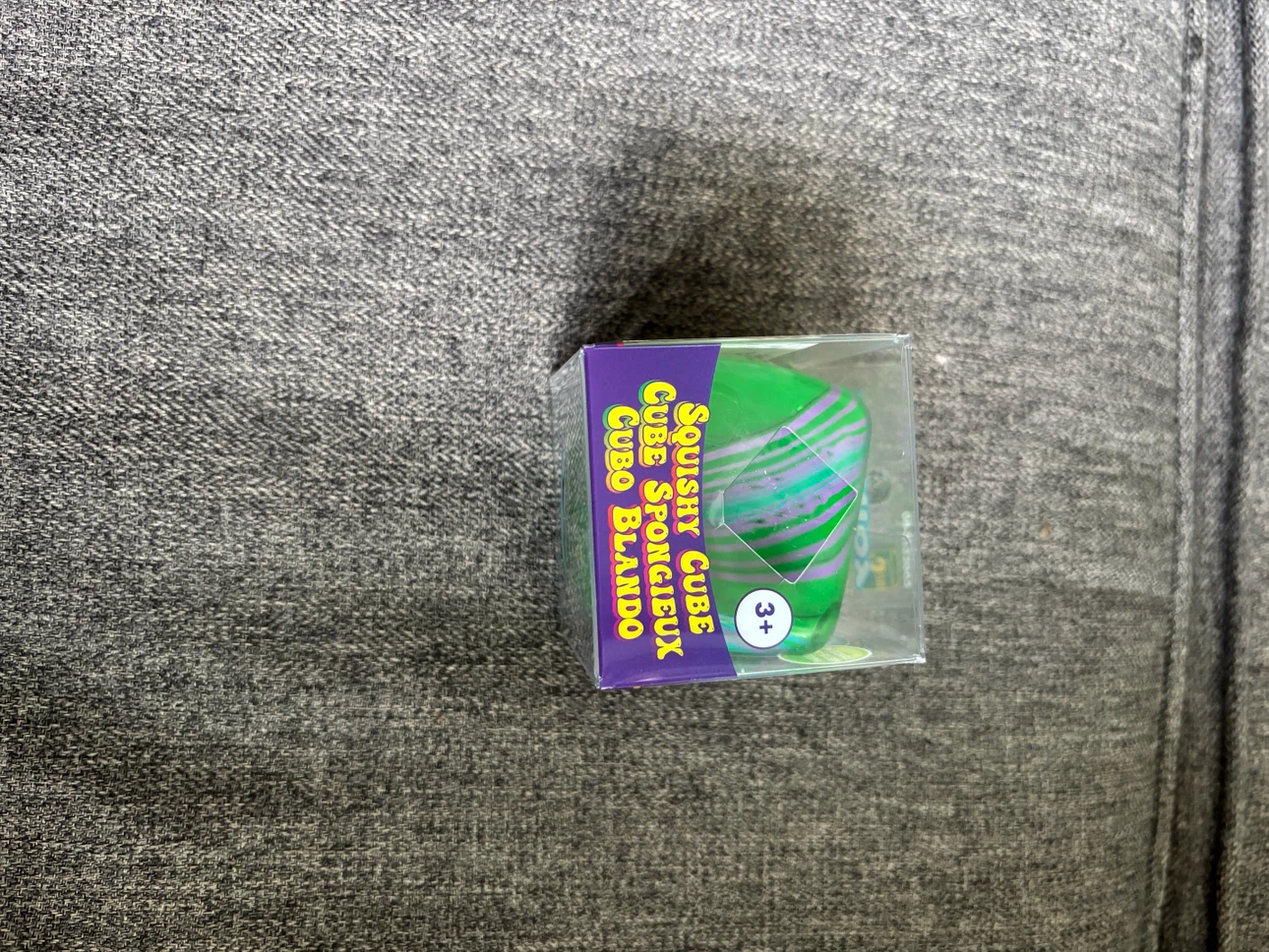 MONTOY Squishy Cube - Green/Purple
