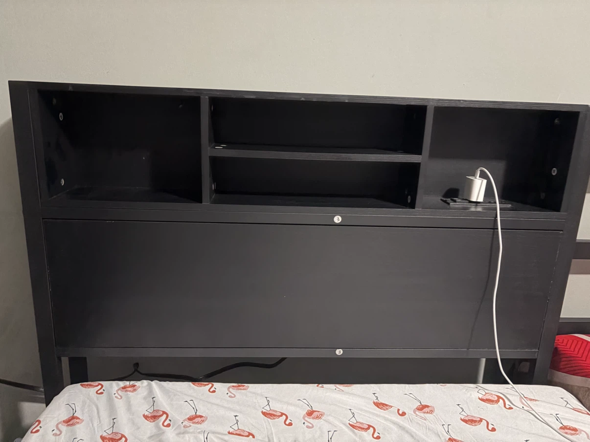 Twin metal bed frame - photo 2