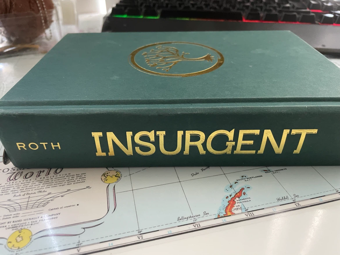 Insurgent by Veronica Roth Book - photo 2