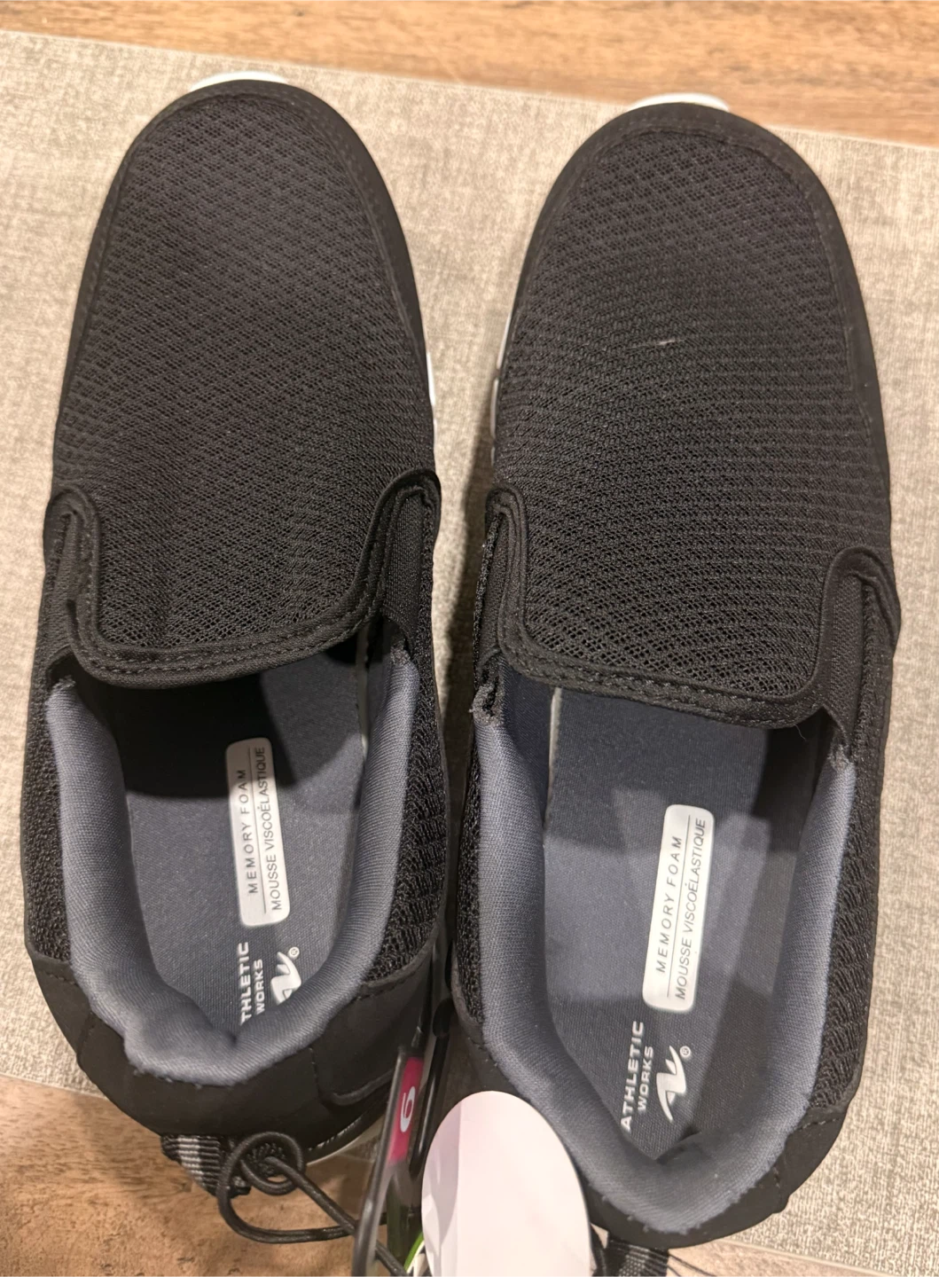 NEW Athletic Works Men's Slip-On Shoes Black Size 6 - photo 5