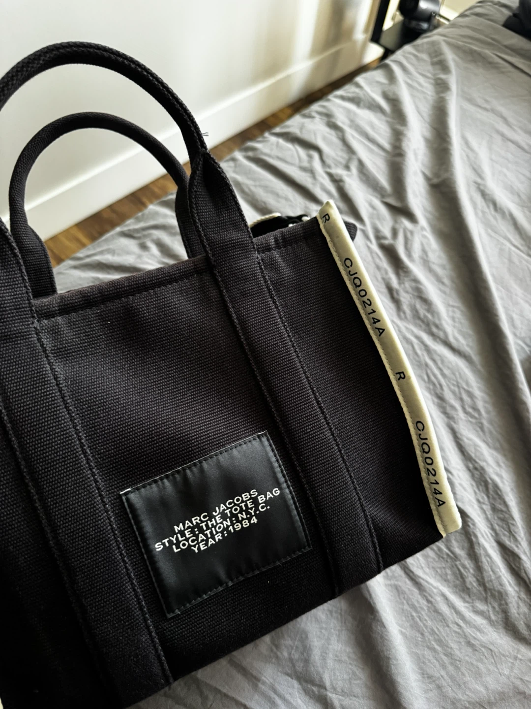 Marc Jacobs The Tote Bag - photo 2