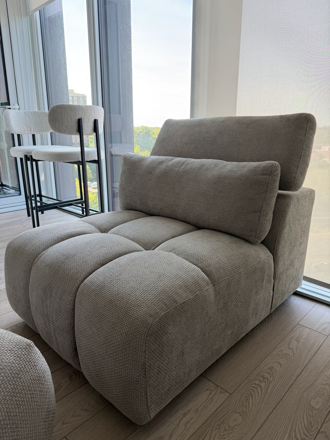Modern Tufted Accent Chair with Ottoman