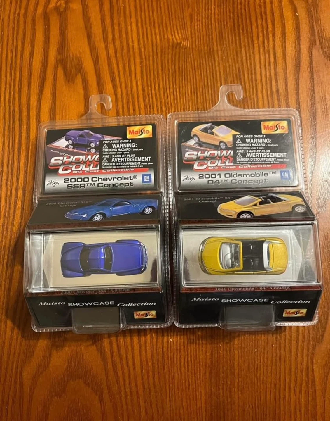 VINTAGE (2001) MAISTO SHOWCASE COLLECTION (1:64 Scale diecast) - photo 2