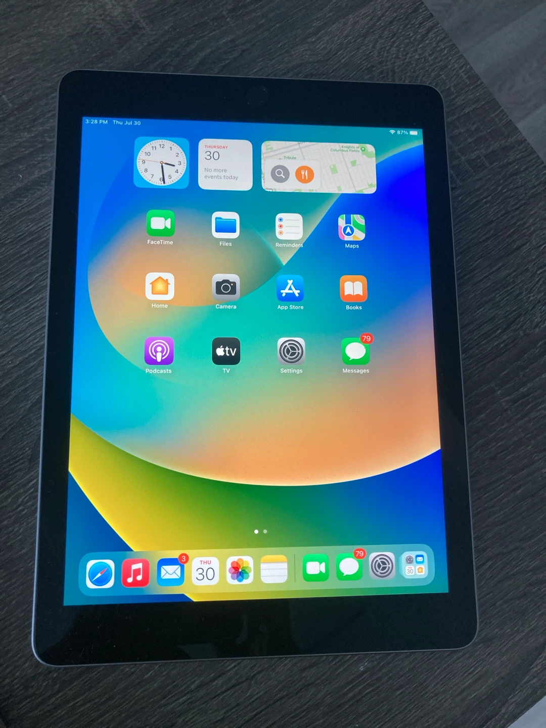 Apple iPad (5th generation) 32GB - Space Grey