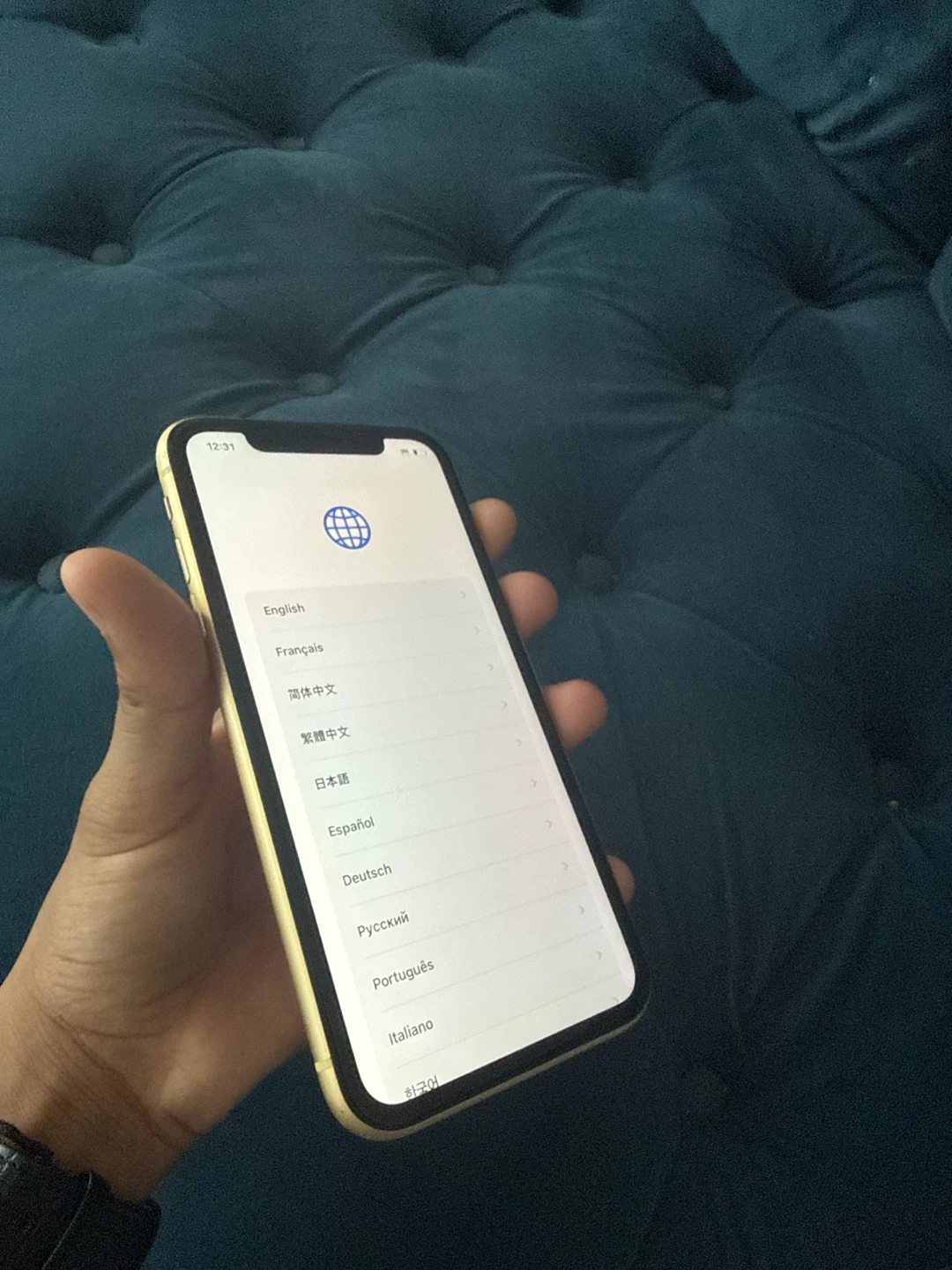 Apple iPhone XR Yellow - photo 5