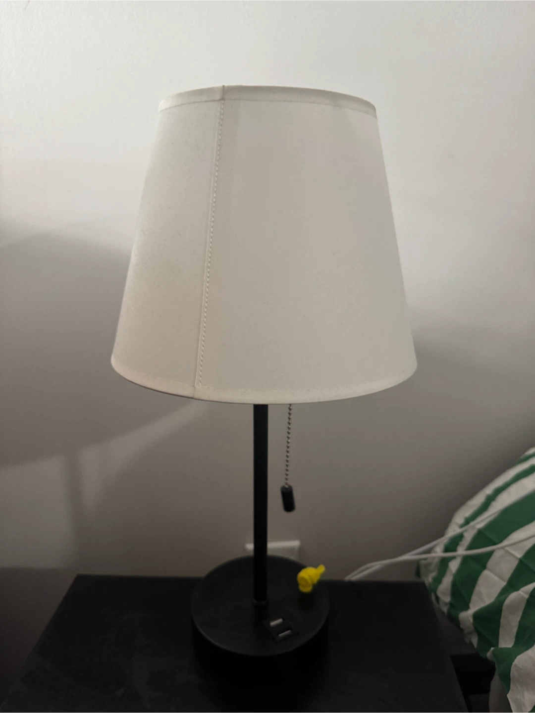 Desk Lamp with USB Ports - photo 4