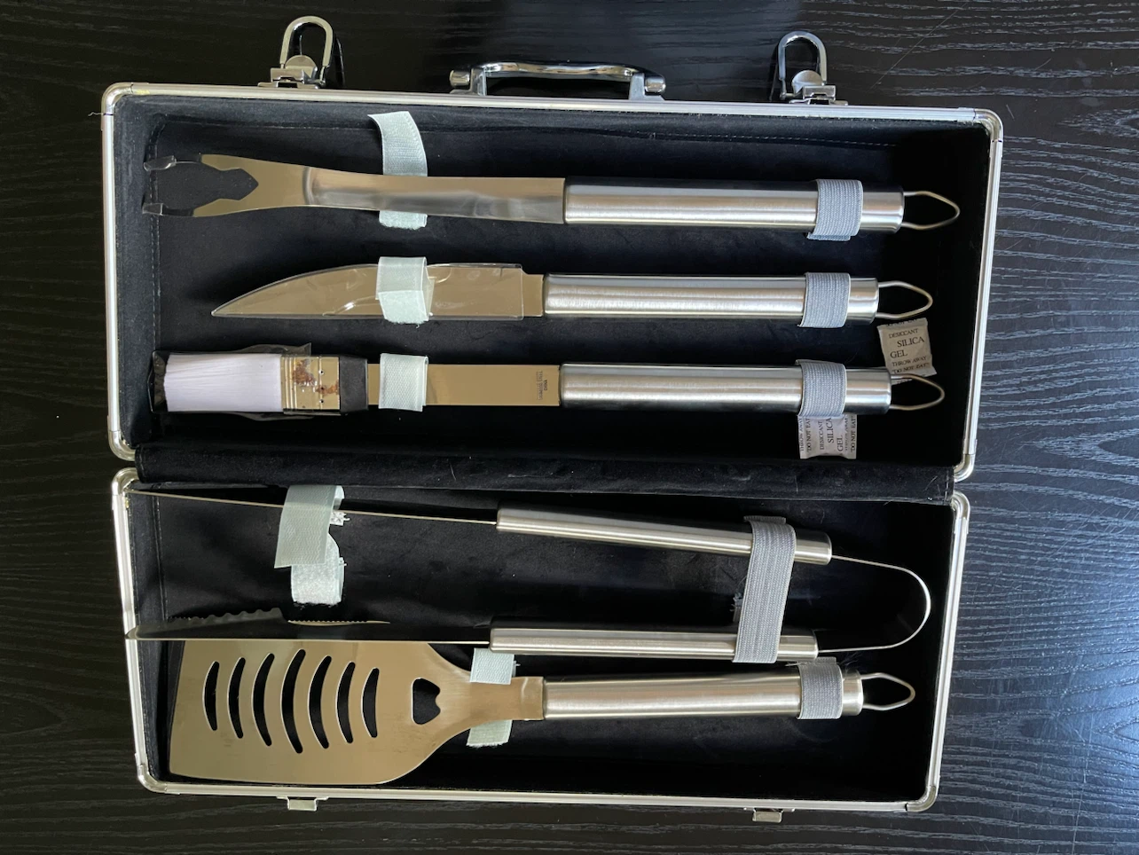 Four Piece Stainless Steel BBQ Set Spatula Tongs Knife Fork - photo 4
