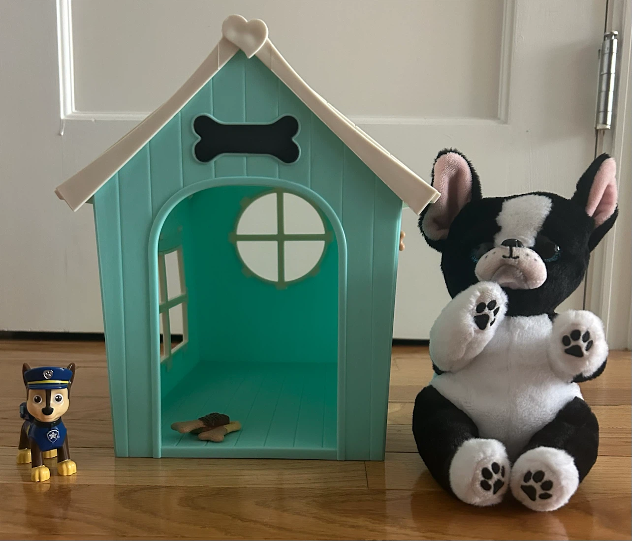 Blue Dog House Playset with Plush Toy