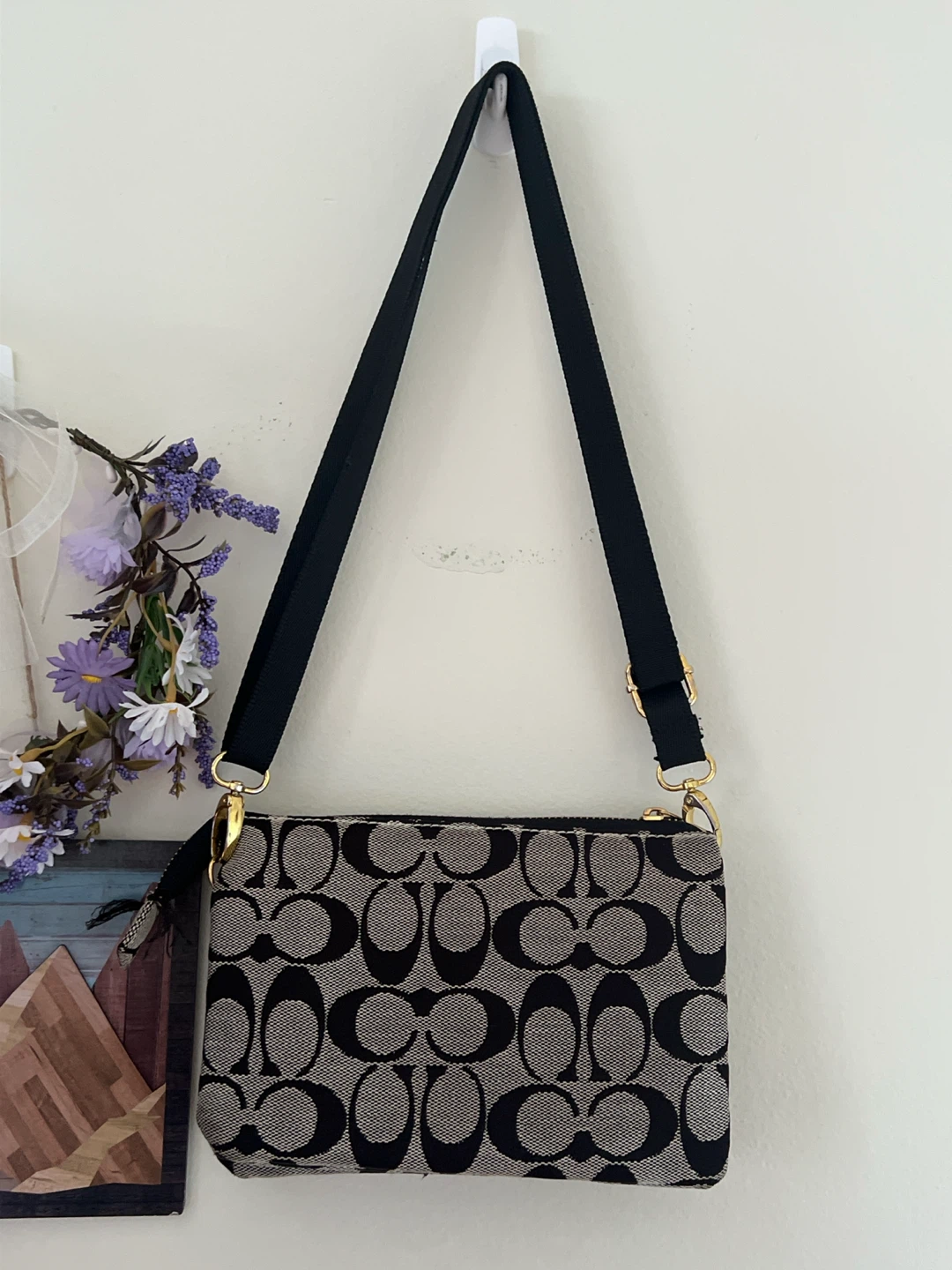 Vintage Coach Monogram Shoulder Bag - photo 3