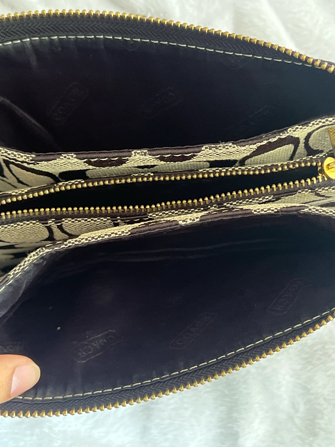 Vintage Coach Monogram Shoulder Bag - photo 5