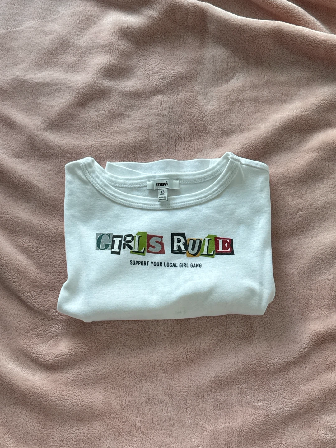 girls rule crop tee