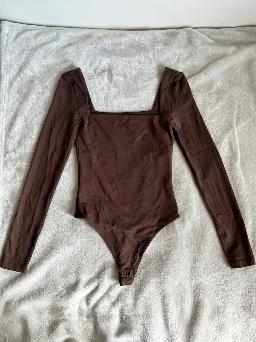 Aritzia Babaton Long Sleeve Square Neck Bodysuit - Brown - XS