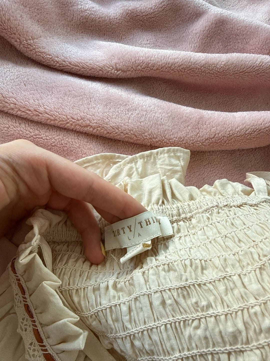 thirty & thirty cream smocked tie strap crop top - photo 4