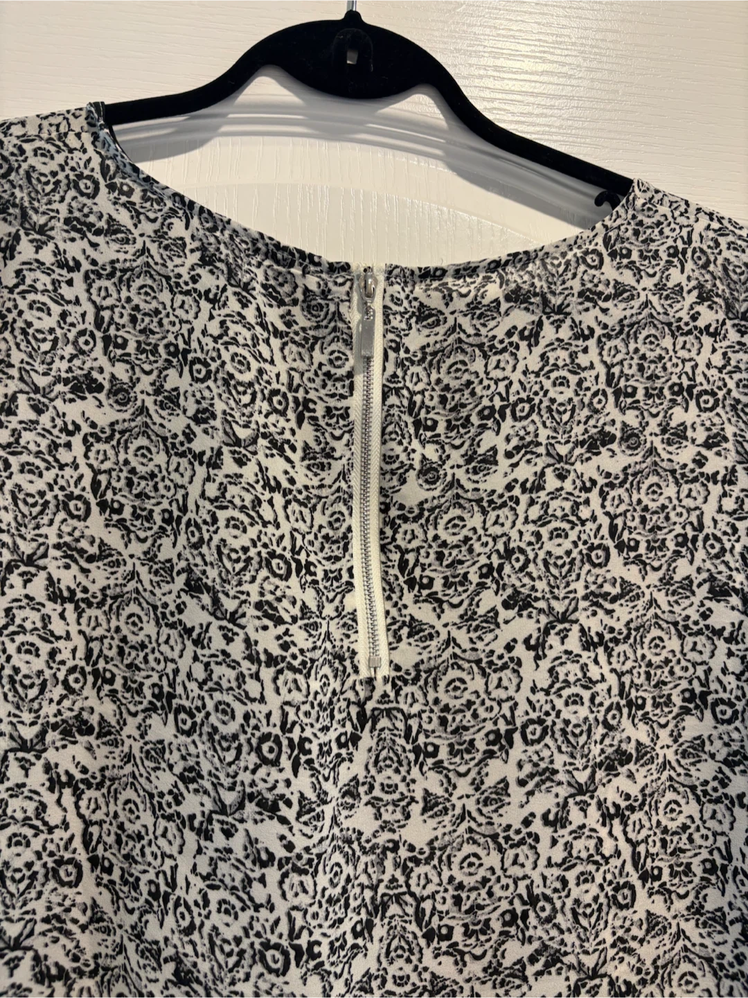 Black and White Floral Print Blouse - photo 2