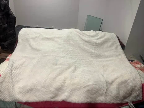 White Fleece Throw Blanket