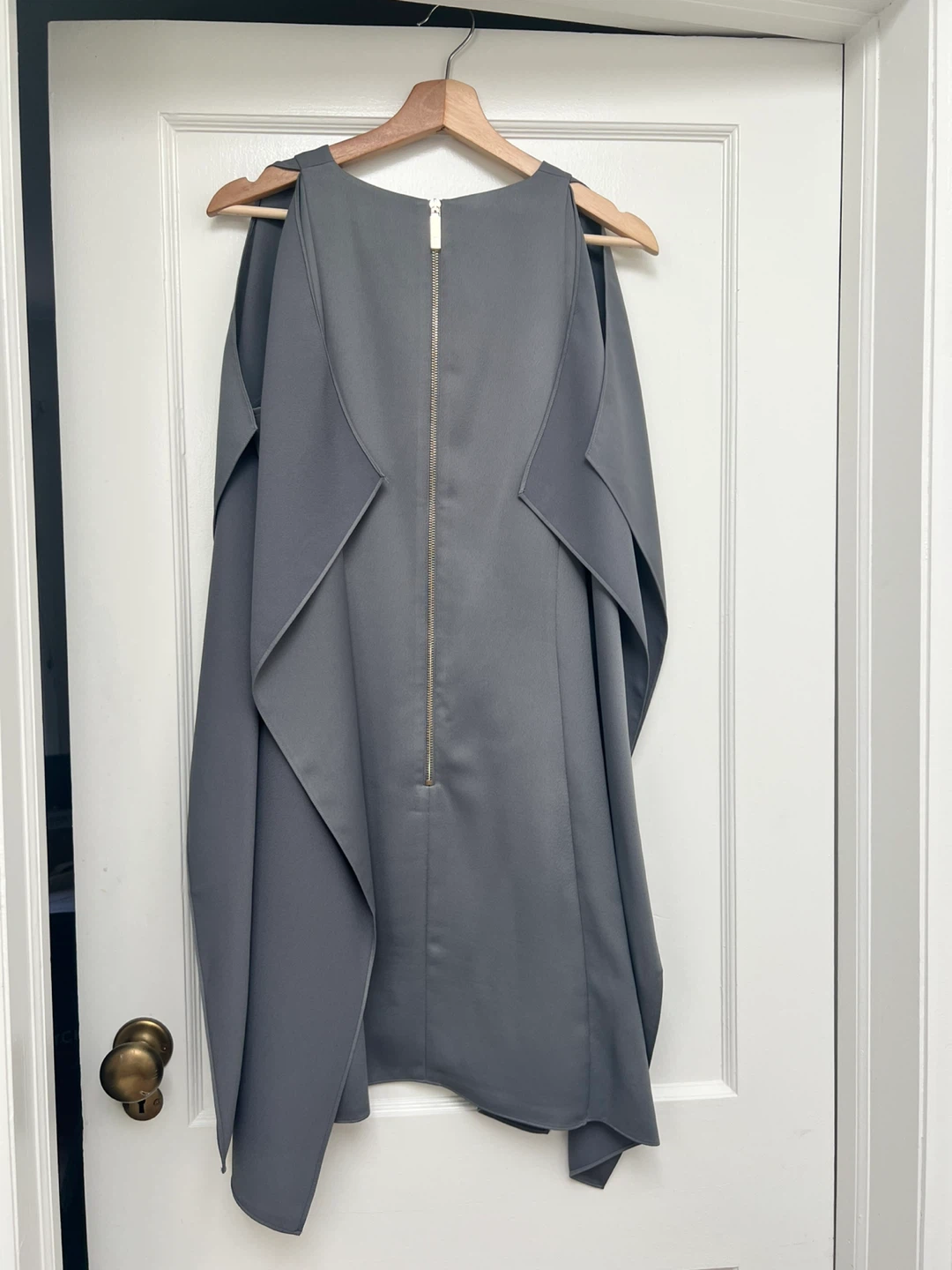 Ted Baker Cocktail Grey V-Neck Cape Dress - photo 5