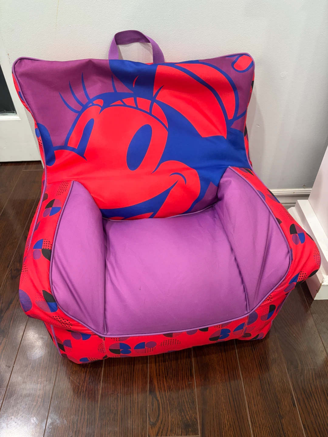 Minnie Mouse bean bag chair