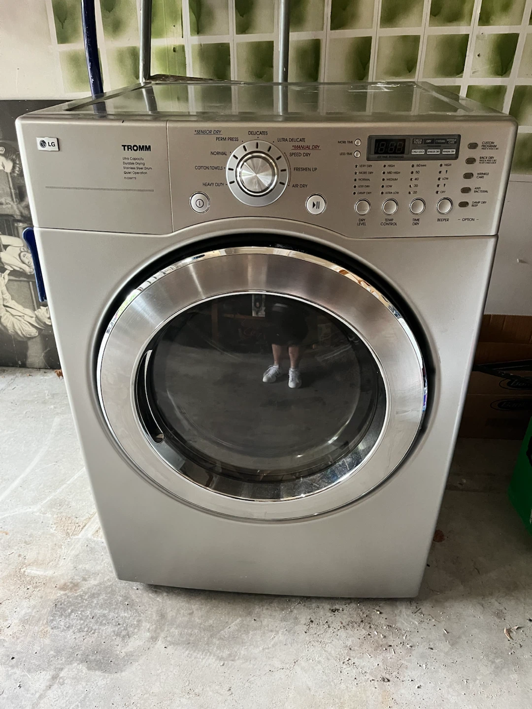 LG Tromm Electric Dryer - photo 2