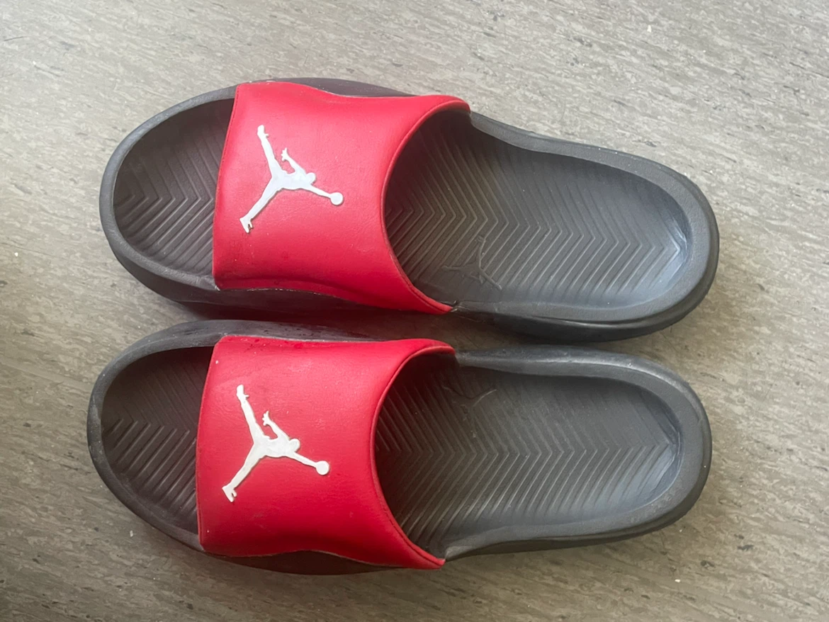Jordan Slides Red Black