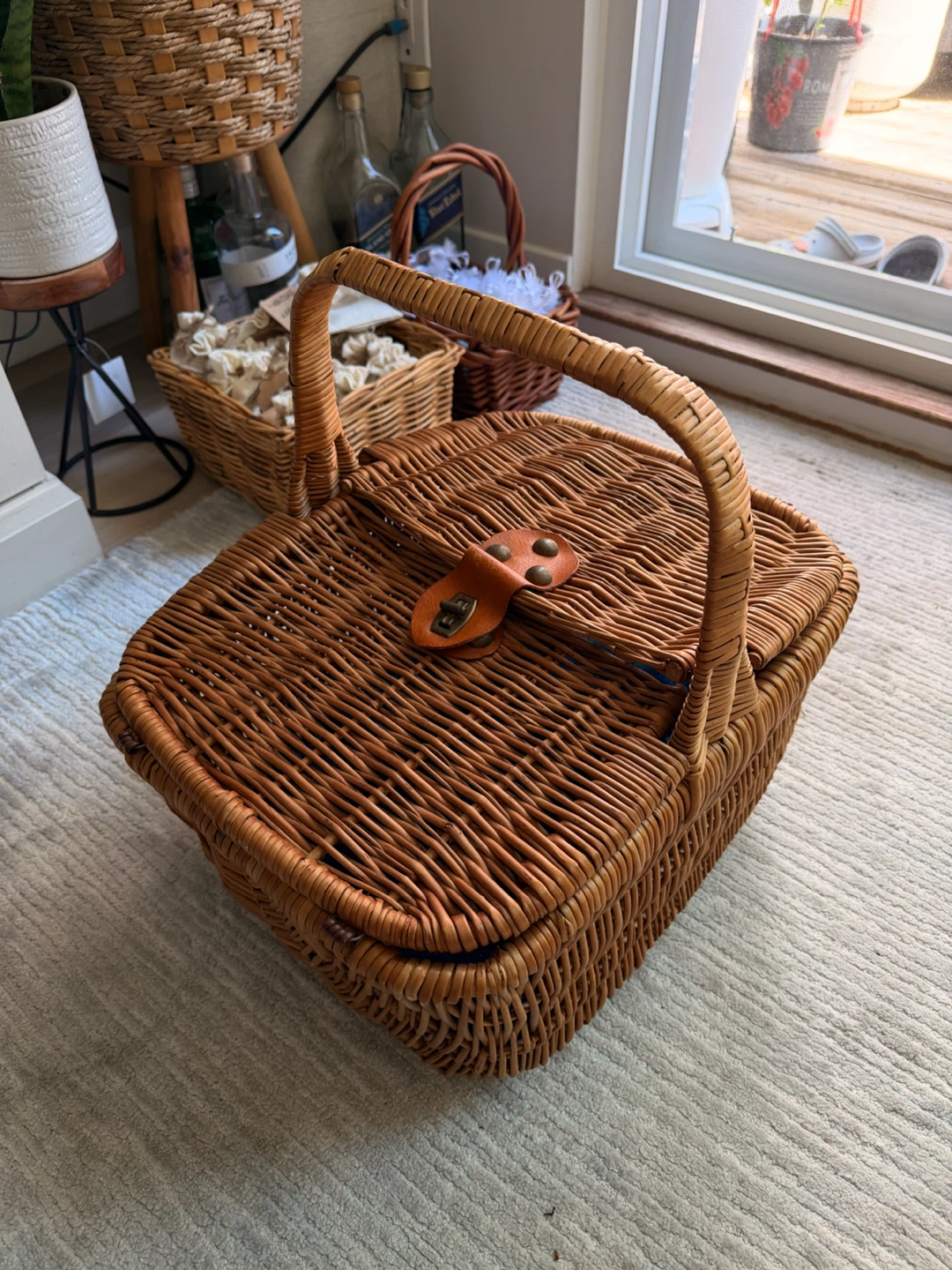 Wicker Picnic Basket - photo 2