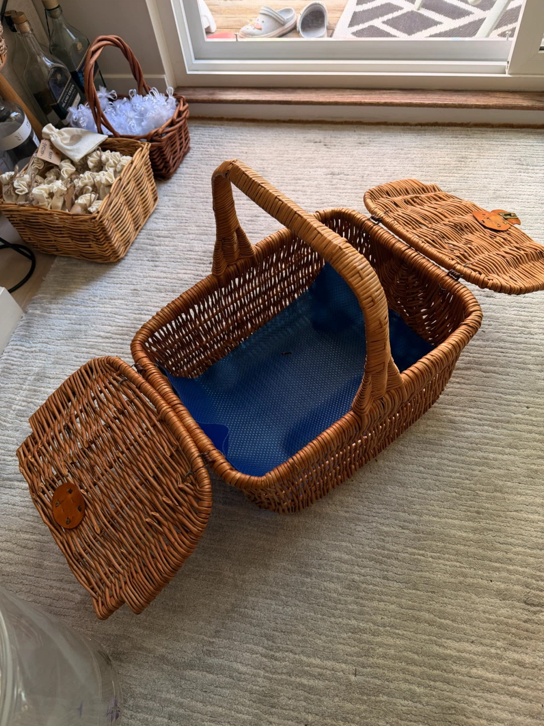 Wicker Picnic Basket - photo 4
