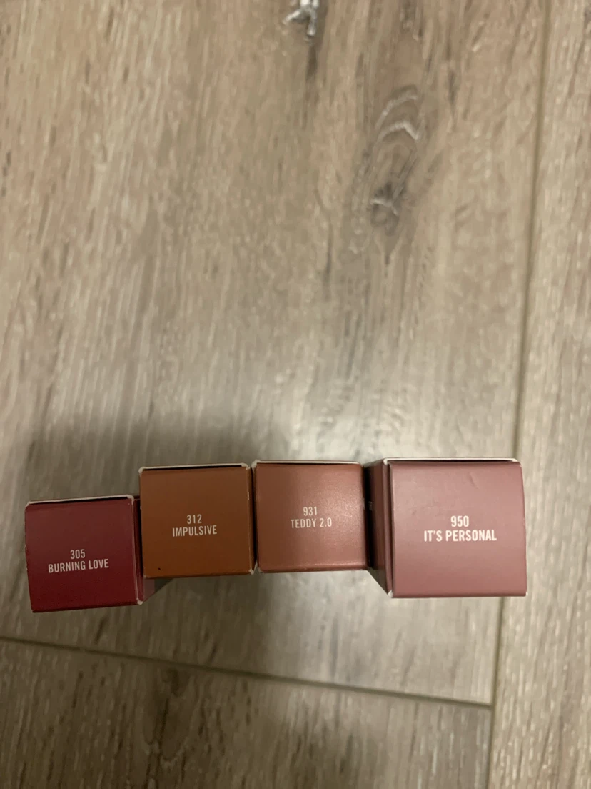 MAC Powder Kiss Lipstick & Liquid Lipcolour Set - photo 2