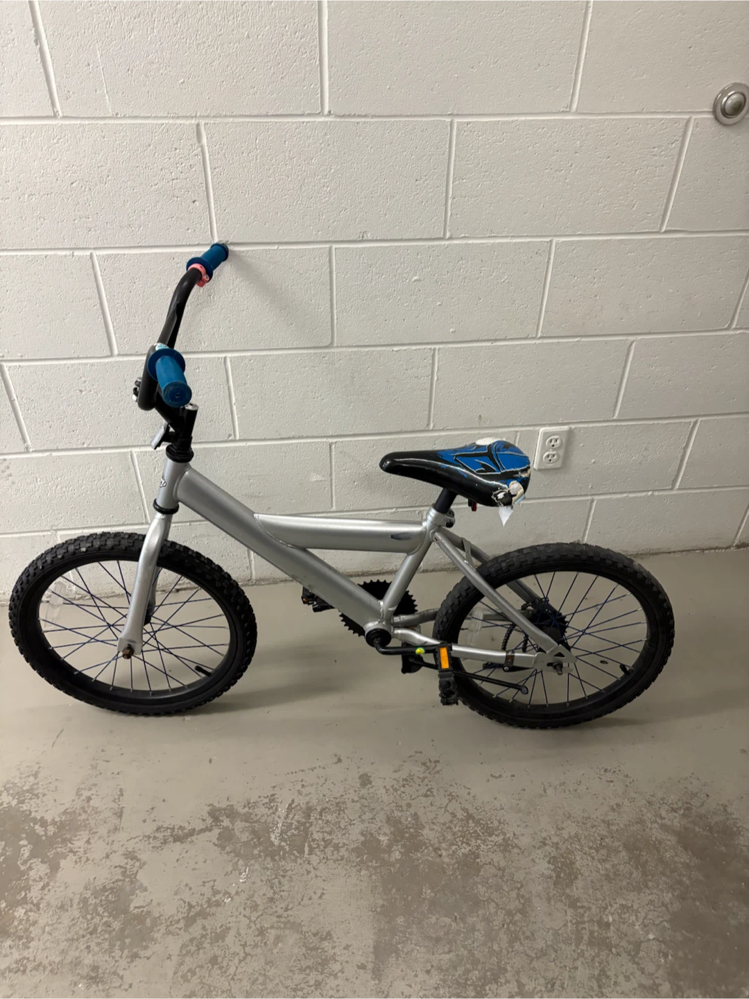 Silver Kids BMX Bike - photo 3