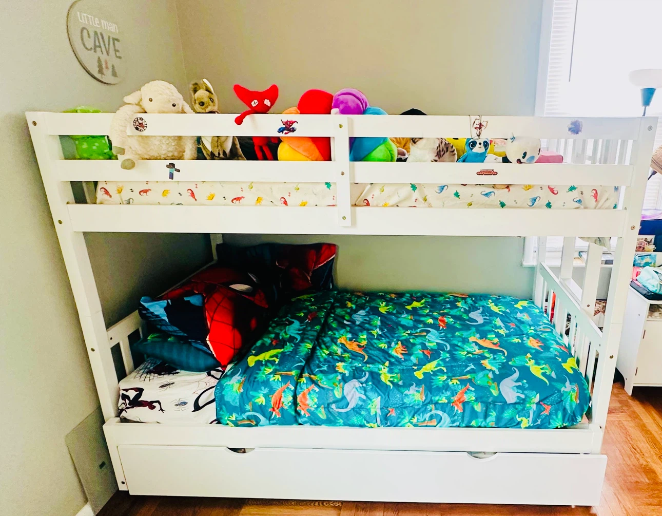 White Triple Bunk Bed with Trundle - photo 2