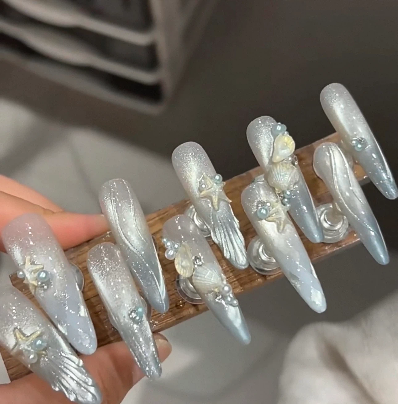 Handmade Press-on Nails - Seashell & Starfish Design