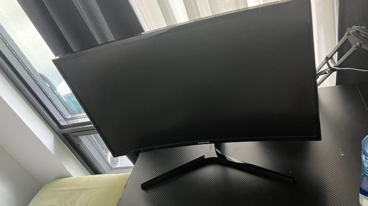 Samsung 27" Curved Monitor LC27F396FHNXZA