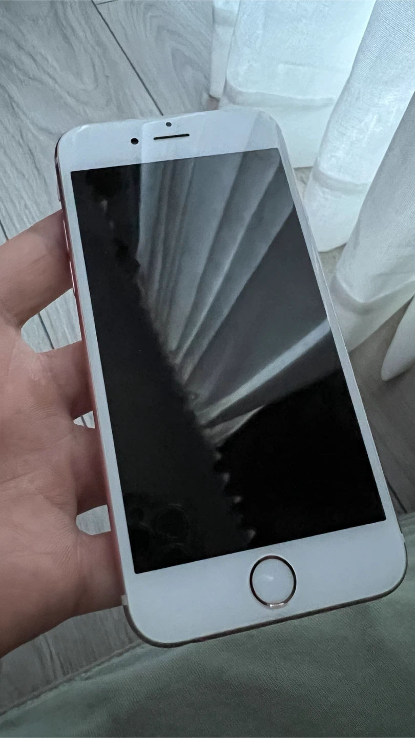 Apple iPhone 6s Rose Gold - photo 2
