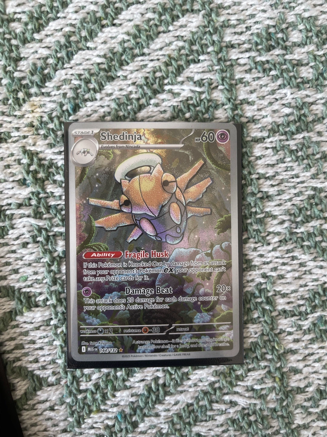Pokémon Shedinja Trading Card