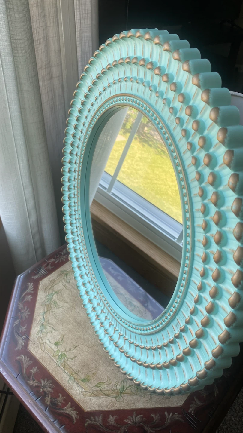 21” Decorative Round Wall Mirror