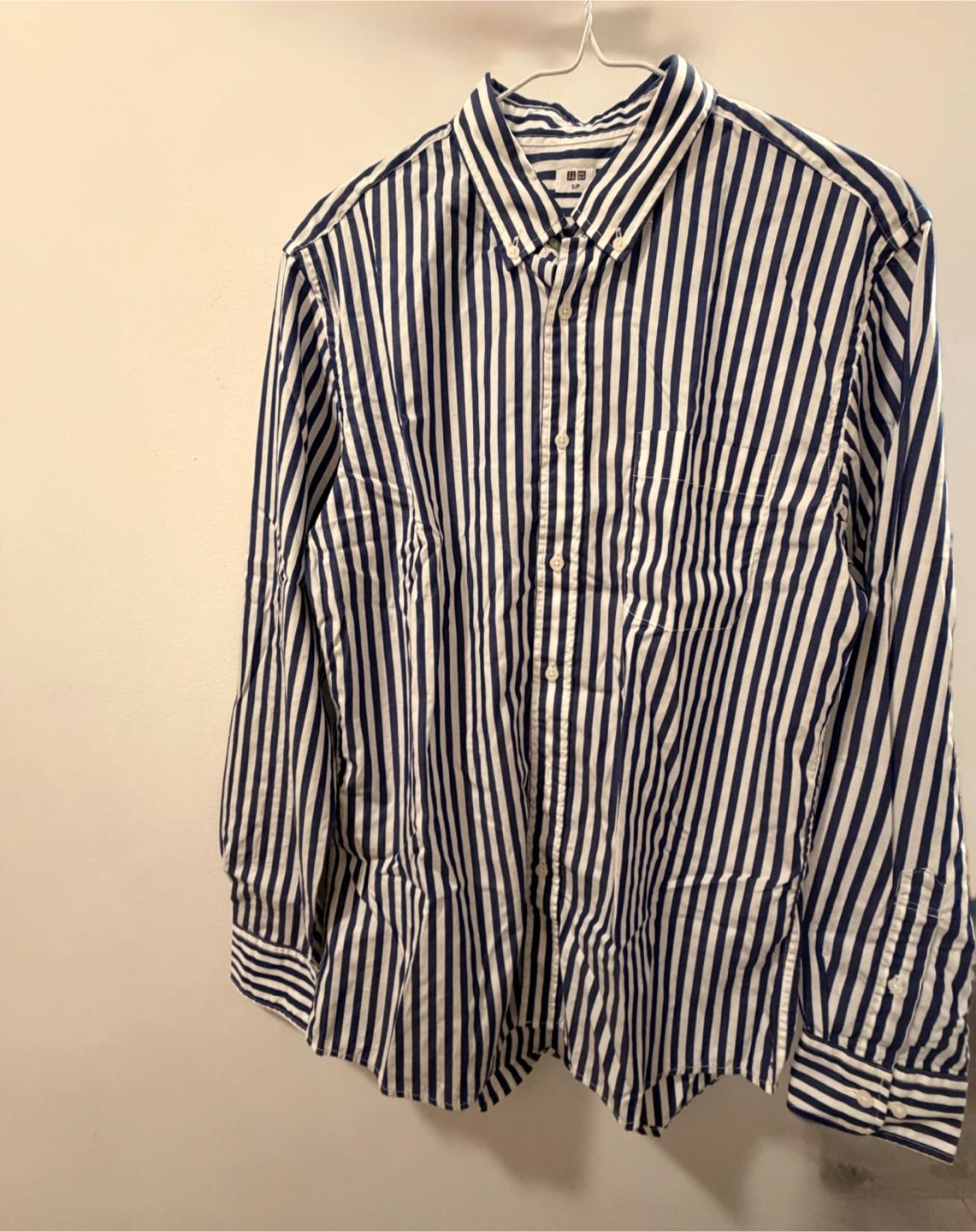 Uniqlo Blue and White Striped Button-Up Shirt - photo 5