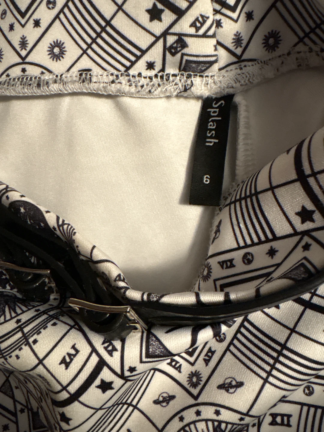 Splash-Black and White Celestial Print Skirt-Size 6 - photo 3