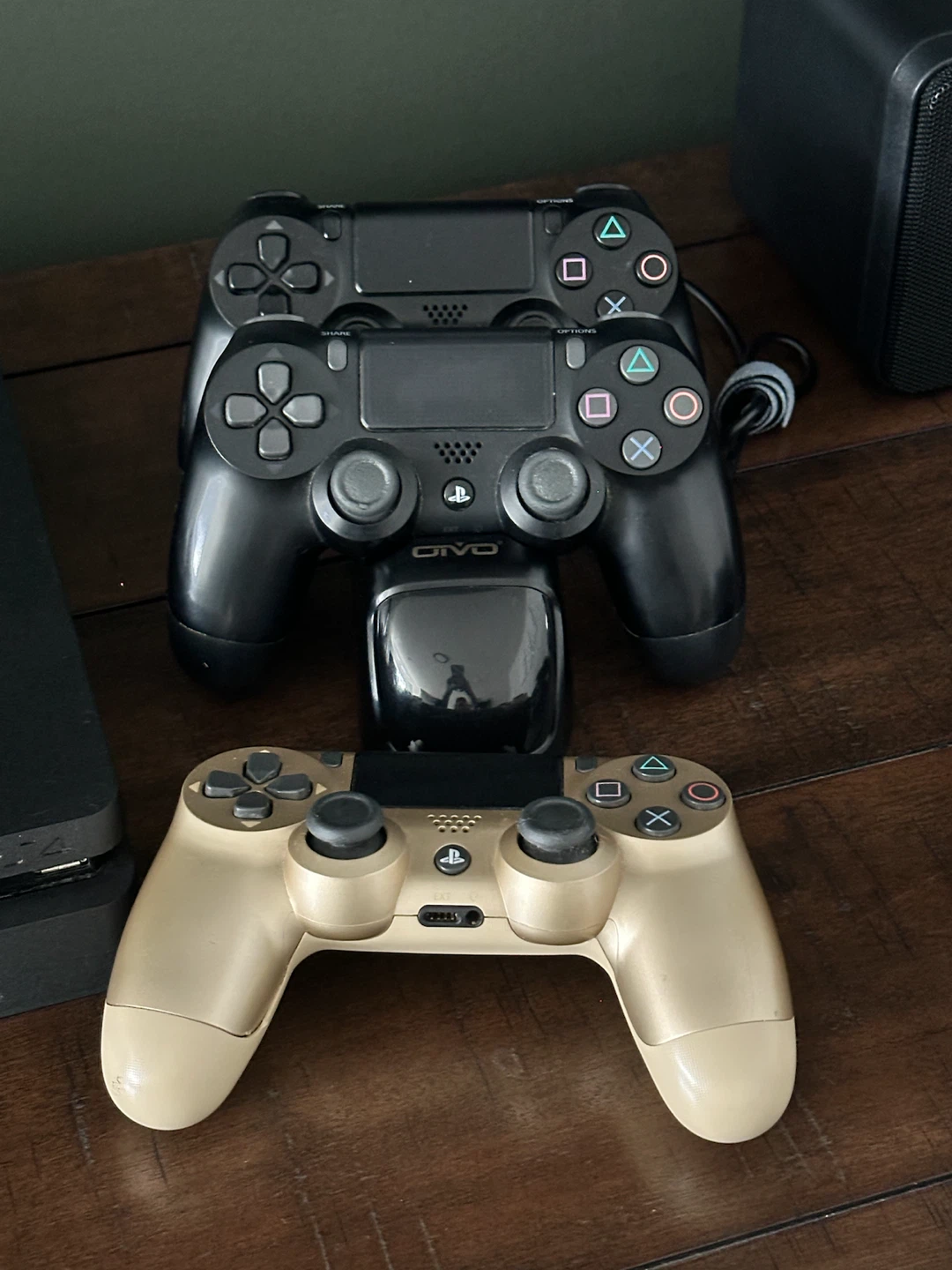 PS4 Slim 500GB Bundle with 3 Controllers - photo 3
