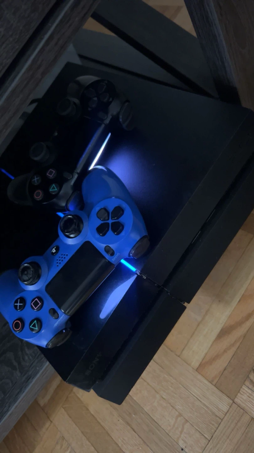 Sony PlayStation 4 Console with 2 Controllers - photo 2