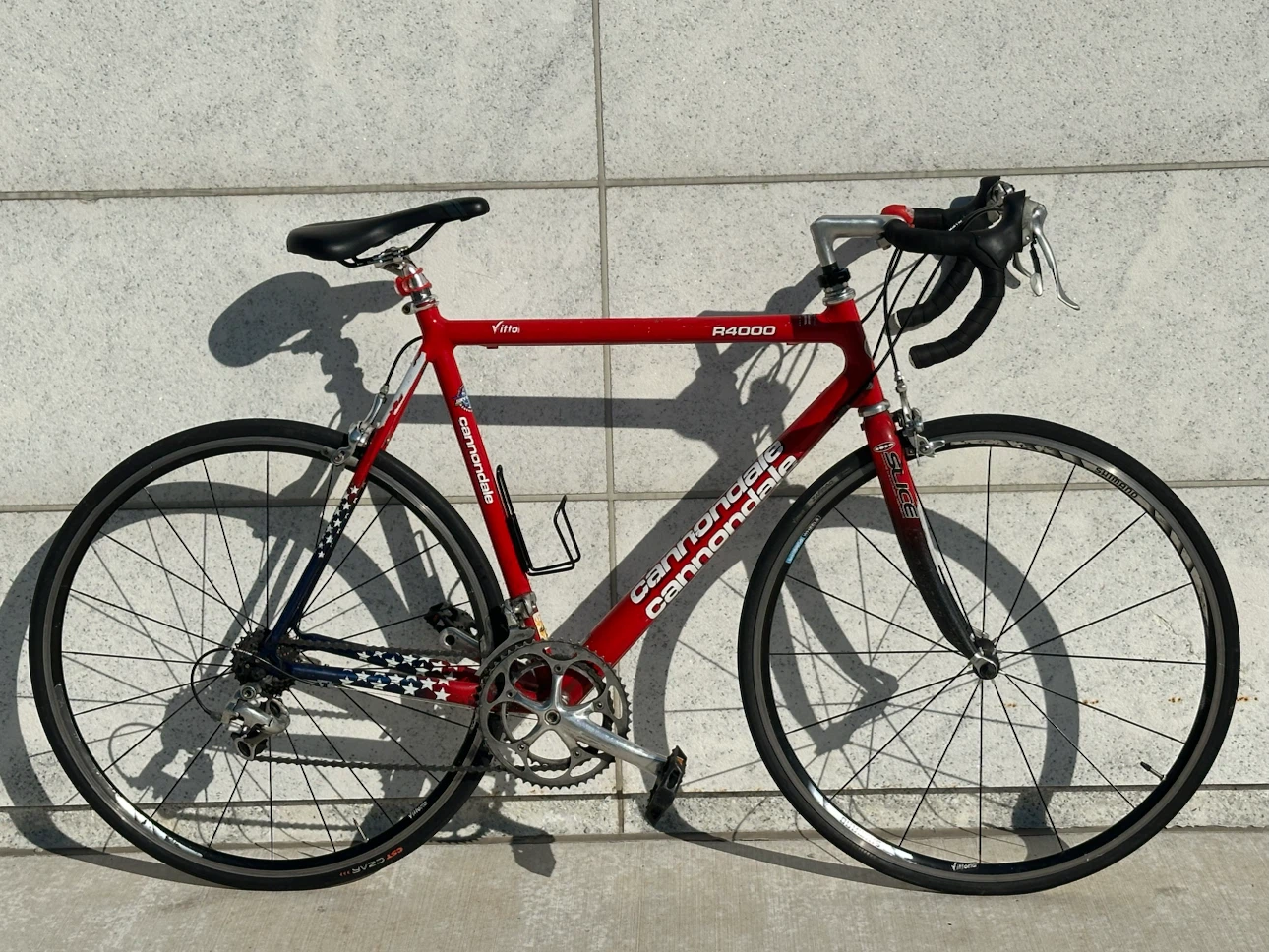 Cannondale R4000 Road Bike - Full Shimono Ultegra