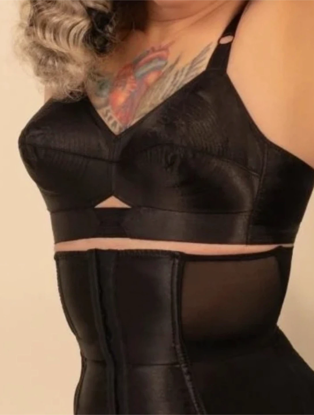 Bullet Bra 34DD, ‘Maitresse’, What Katie Did - photo 4