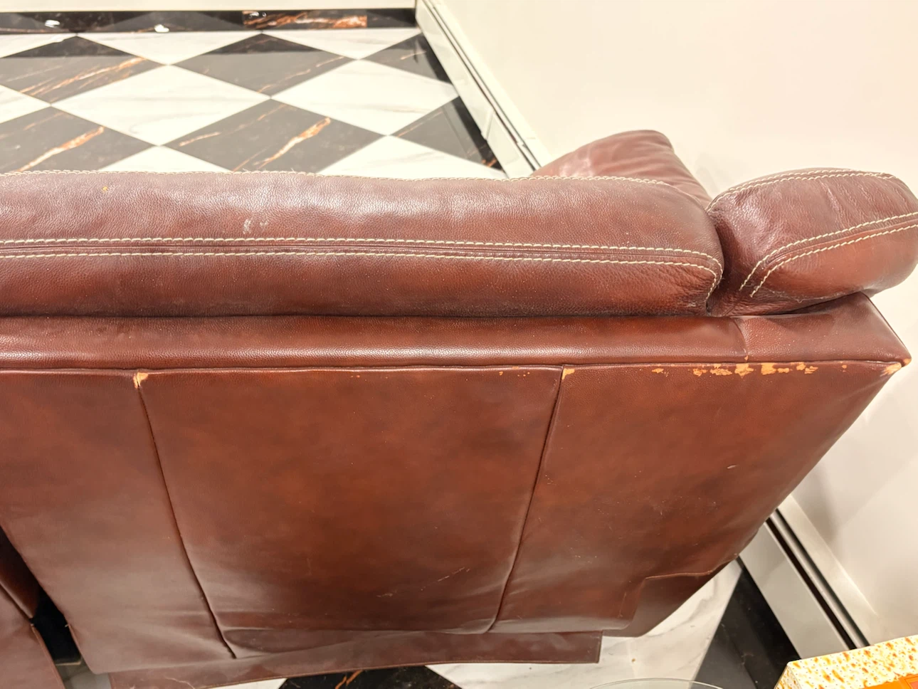 La-Z-Boy Brown Leather Loveseat - photo 4