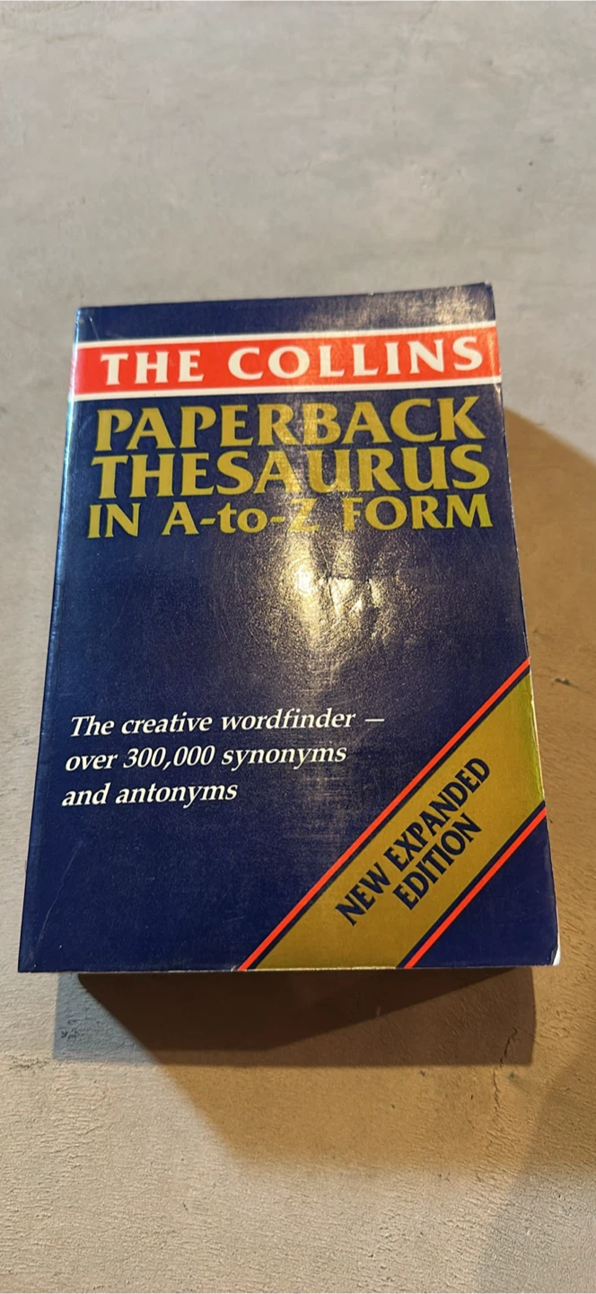 The Collins Paperback Thesaurus in A-to-Z Form