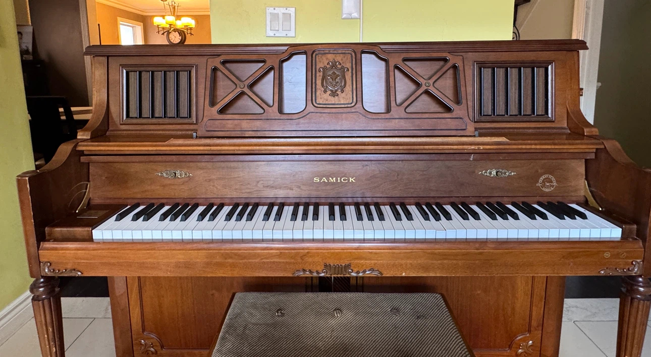 Samick Upright Piano with German Scale
