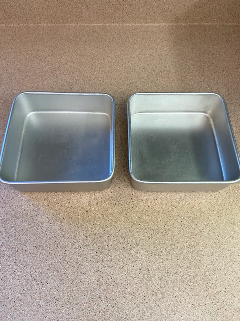Cake pans