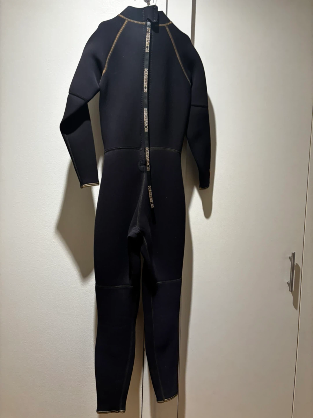 Henderson wetsuit Womens sz 4 Black Scuba Diving / Surf - photo 2