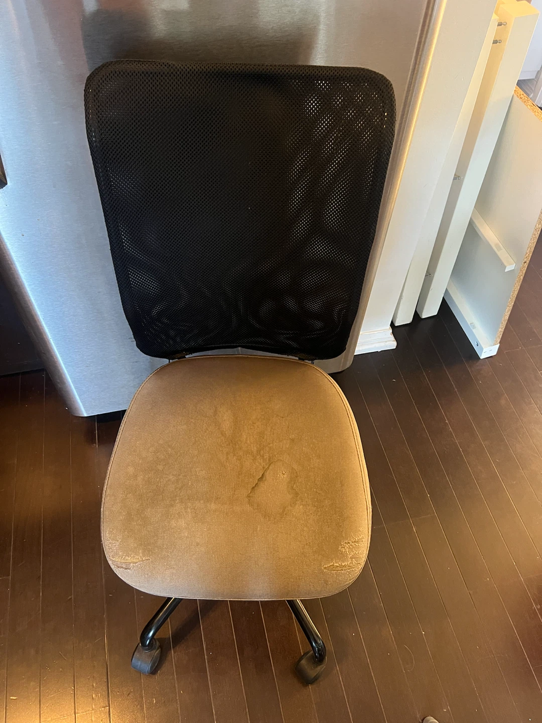 Free- Mesh Back Office Chair